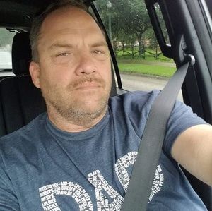 Meet your Posher, Stephen e